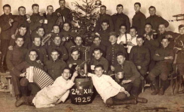 Oslava Vánoc v roce 1925 u jezdeckého pluku
