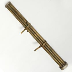 01 Německá devítihlavňová reaktivní protiletadlová zbraň ráže 20 mm „Fliegerfaust“ též „Luftfaust", 1945