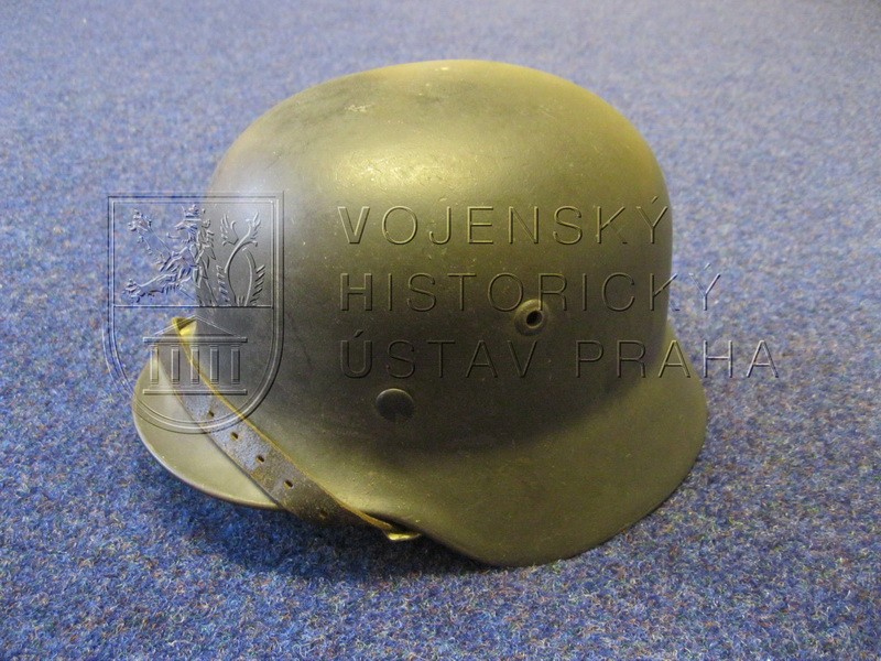 Německá přilba vzor 1935
