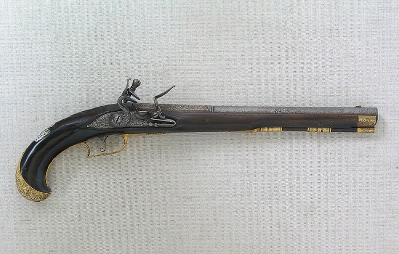 Pistole s francouzským křesadlovým zámkem; 1725 - 1740