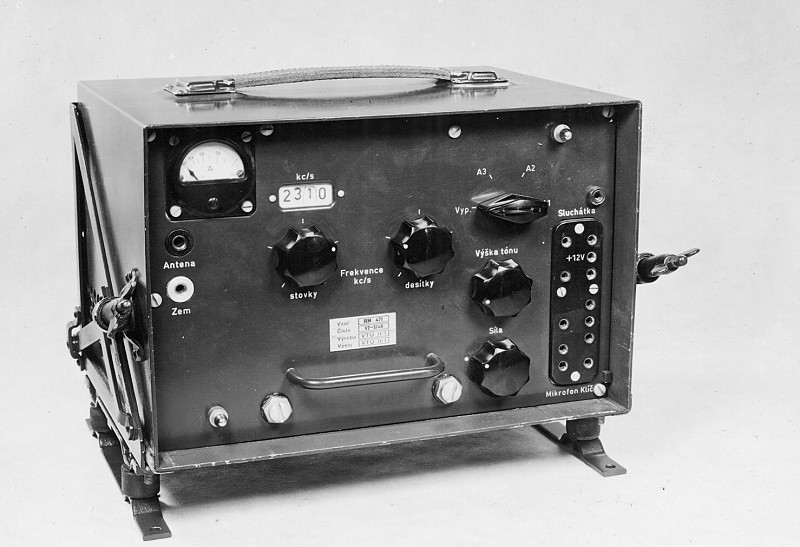 Prototyp radiostanice RM 471 „TÁŇA“