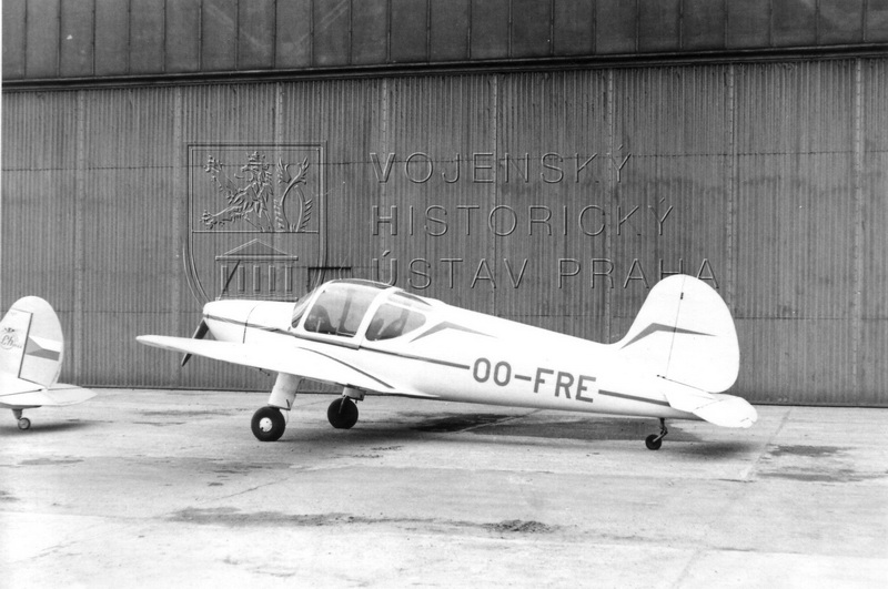 Letoun Zlín Z-22 Junák, výr. č. 82