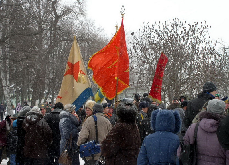 Vlajky ruských a ukrajinských veteránských organizací