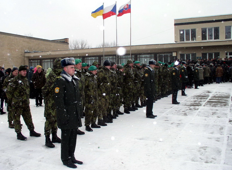 Armáda České republiky byla zastoupena několika desítkami svých příslušníků, především účastníků akce Bachmač – Sokolovo 2013, organizované Československou obcí legionářskou