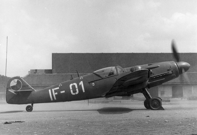čs. stíhací letoun - Avia S-199, výr. č. 178
