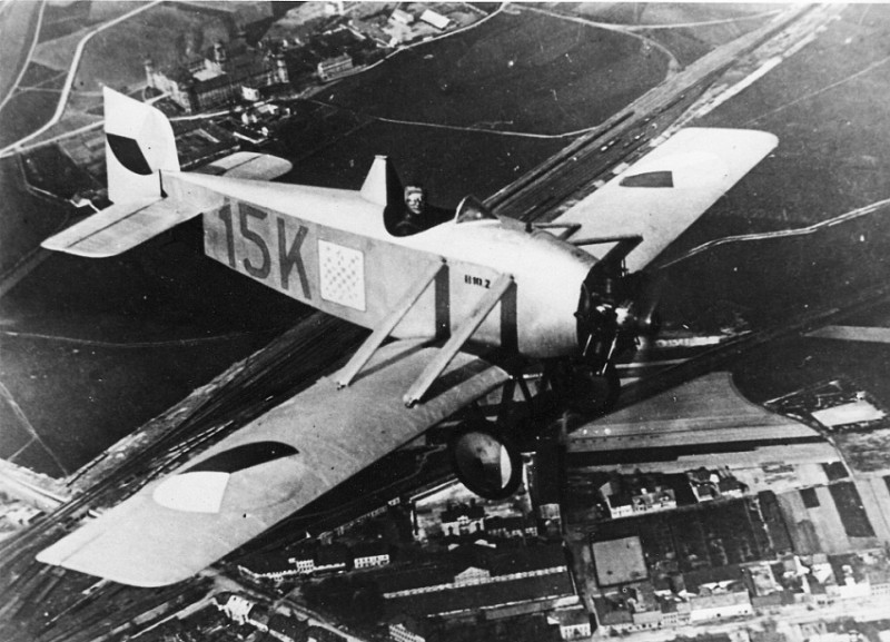 Akrobatický školní letoun Avia BH-10, výr. č. 20