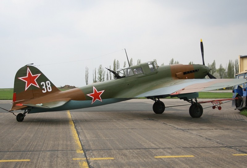 Bitevní letoun Iljušin Il-2 m 3 Šturmovik, výr. č. 12 438