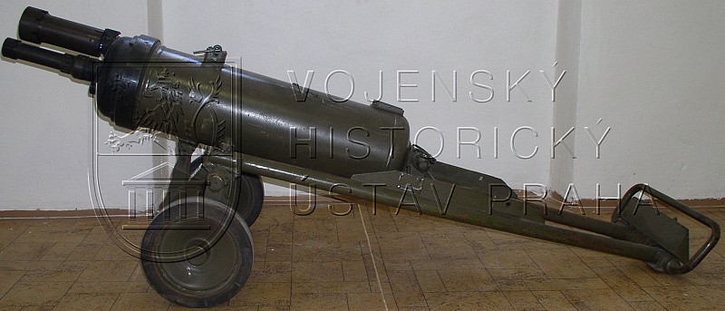 Sovětský plamenomet TPO-50