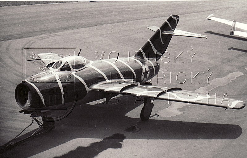 Stíhací letoun MiG-15 bis, výr. č. 530738