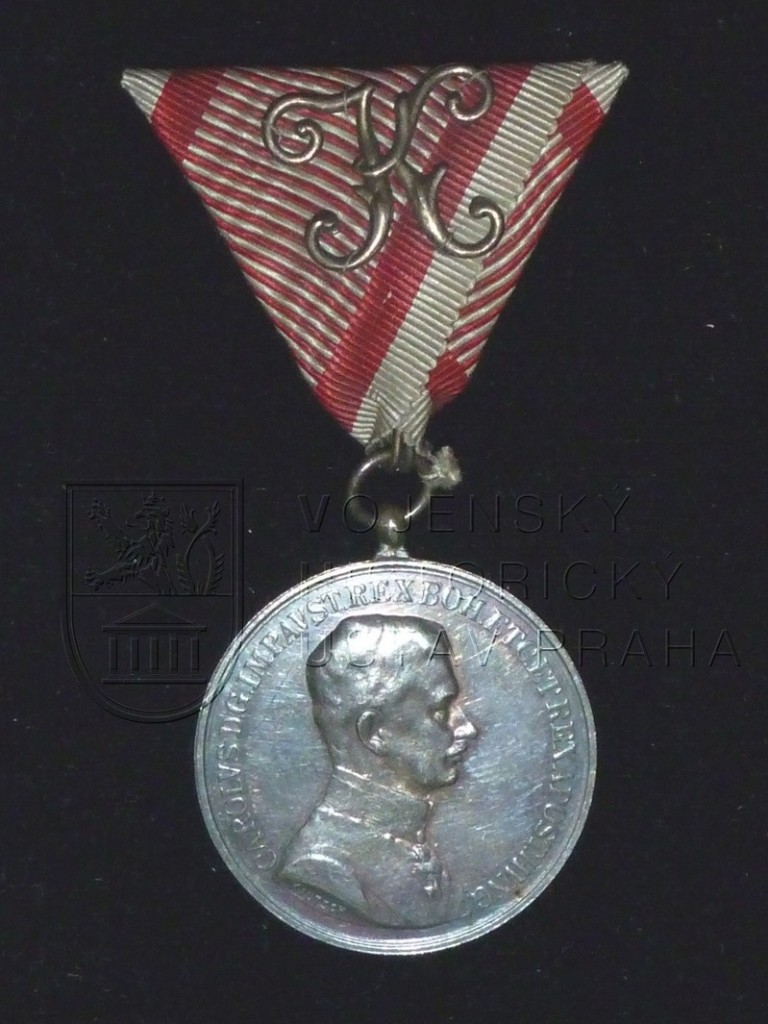 Rakouská vojenská medaile Za statečnost císaře Karla I.