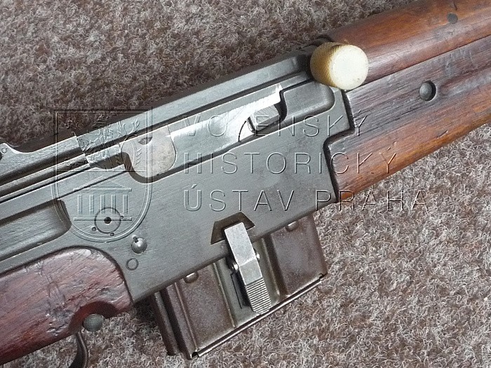 Francouzská samonabíjecí puška M 1949