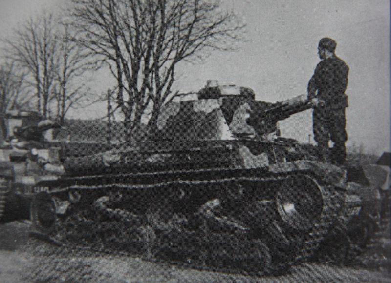 Tank LT 35 s novou kamufláží. Foto sbírka VHÚ.