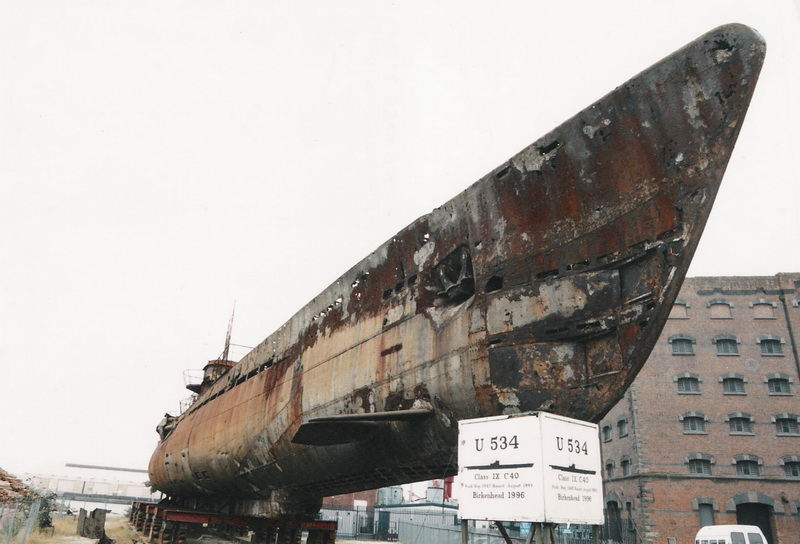 Takto mohli vidět ponorku U-537 návštěvníci Historic Warship Museum ještě počátkem února 2006. Foto: Jaroslav Beránek