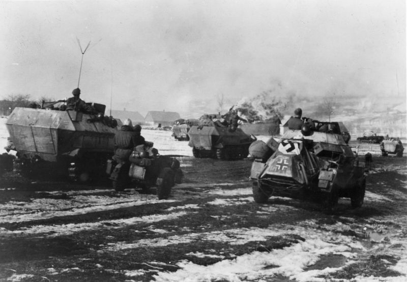 Snímek z postupu tankové divize SS „Das Reich“ na Charkov na počátku března 1943 zachycuje klimatické podmínky v době boje o Sokolovo. Foto VÚA-VHA.