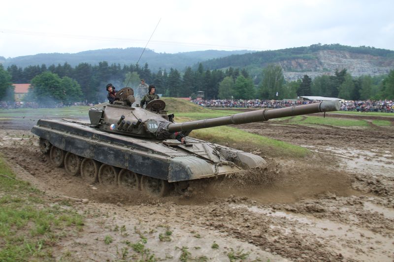 Tank T-72