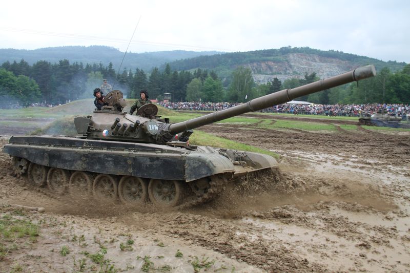 Tank T-72