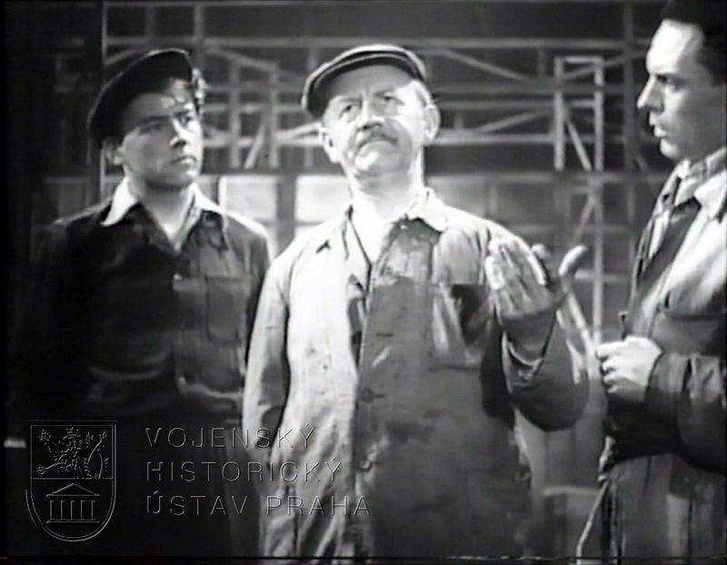 Film „Armádní umělecké divadlo“