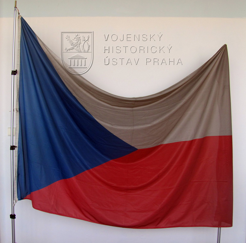 Vlajka České republiky ze základny FOB Shank, Afghánistán