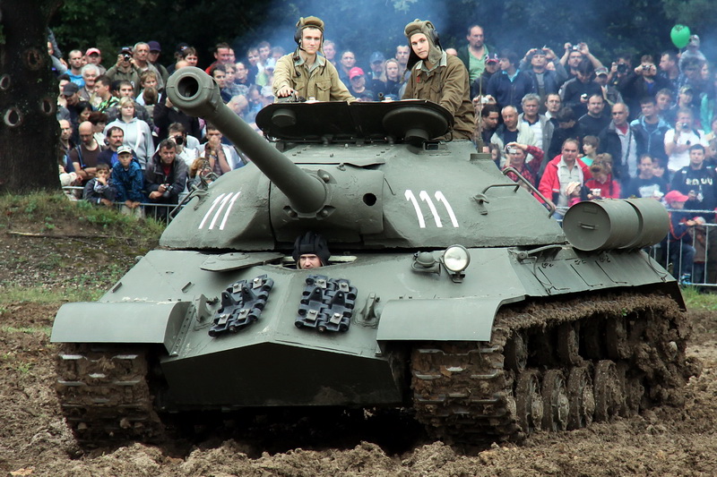 IS-3, těžký sovětský tank, který byl vyvinut na konci 2. světové války.