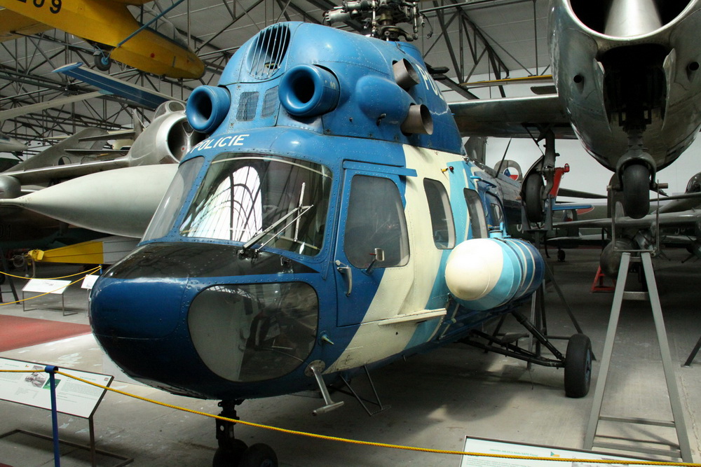 Mil (WSK) Mi-2 
- lehký víceúčelový vrtulník, PLR / 1965
