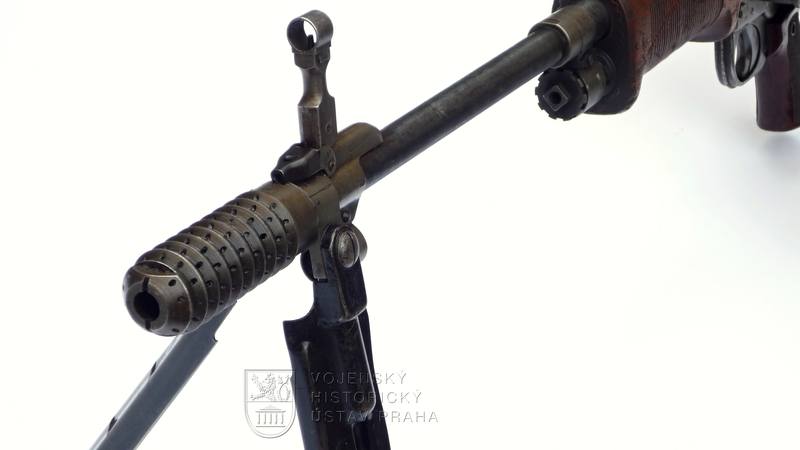 Německá výsadkářská puška FG 42 