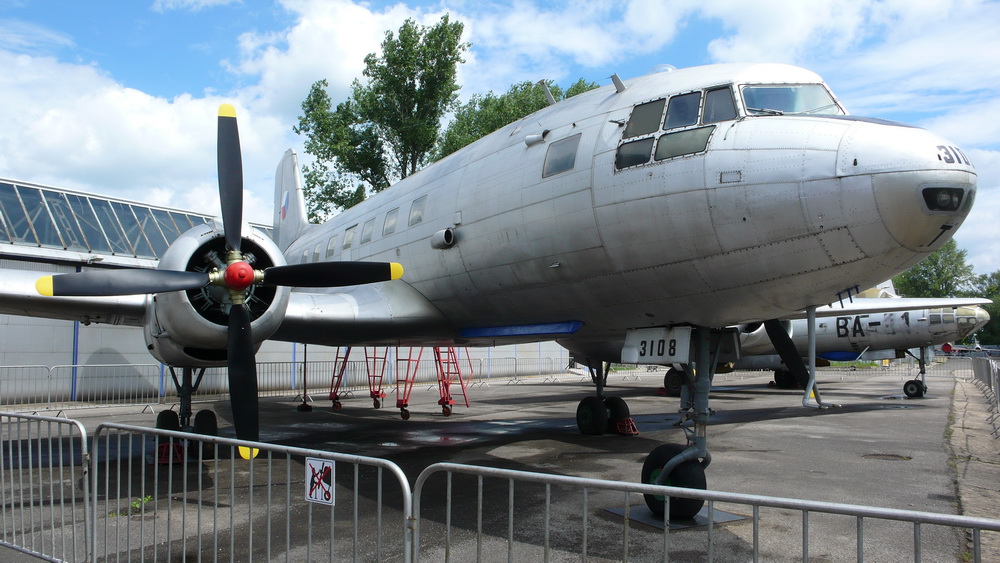 Avia Av-14 T (Iljušin Il-14 T)
- transportní letoun, ČSR / 1956
