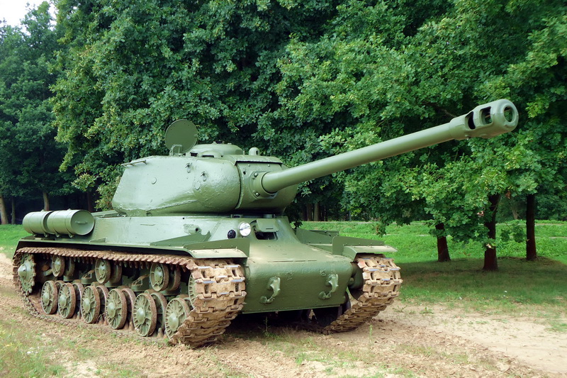 Znovuzrozená hvězda Tankového dne: těžký tank IS-122