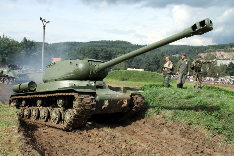 IS-122 poprvé představený divákům po restaurování