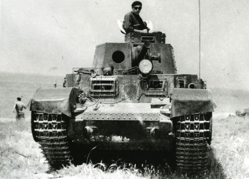 Střední tank T-21 z plzeňské Škodovky