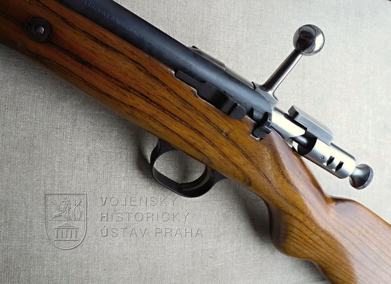 Československá puška na zkoušení přileb vzor 32