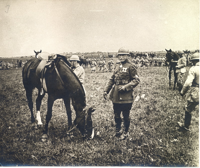 Generál Pellé, velitel V. armádního sboru, 23. květen 1917 (Foto sbírka VHÚ)