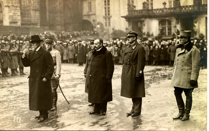 Pellé a Masaryk na Pražském hradě 1. ledna 1920 (Foto sbírka VHÚ)