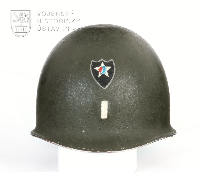 Americká přilba M1, 1945