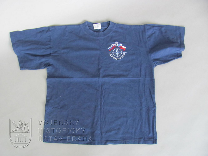 Upomínkové tričko KFOR (Kosovo Force 2003)