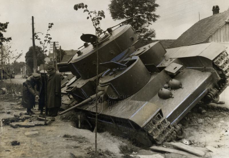 Sovětský pětivěžový tank T-35