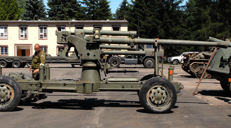 7cm protiletadlový kanón Bofors m/37A