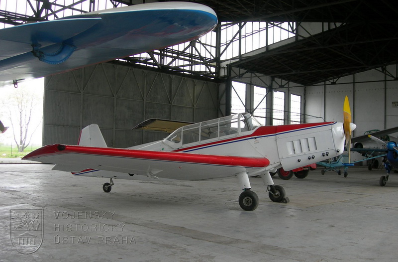 Letoun Zlín Z-226 B, OK-MQJ