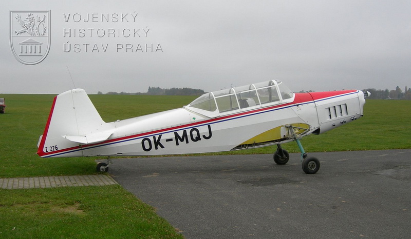 Letoun Zlín Z-226 B, OK-MQJ