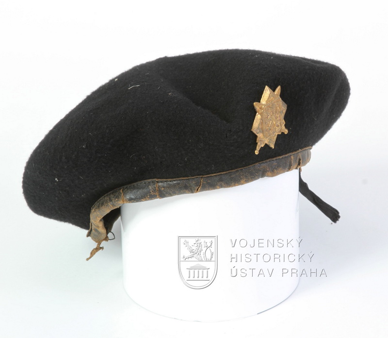 Baret pro tankisty, 1944
