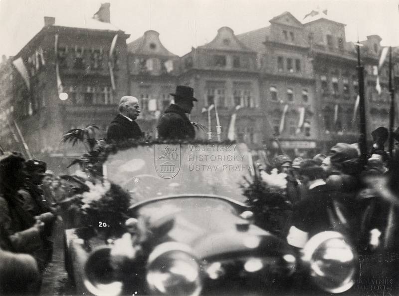 Masarykova cesta Prahou 21. prosince 1918