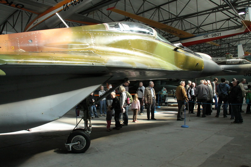 MiG-29, nový přírůstek do sbírek VHÚ v hangáru č. 40