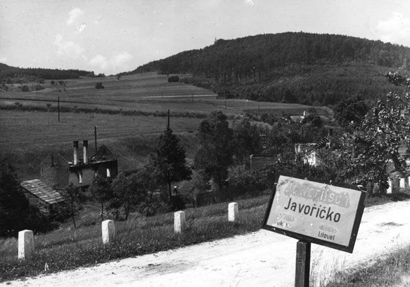 Vypálení obce Javoříčko 5. května 1945