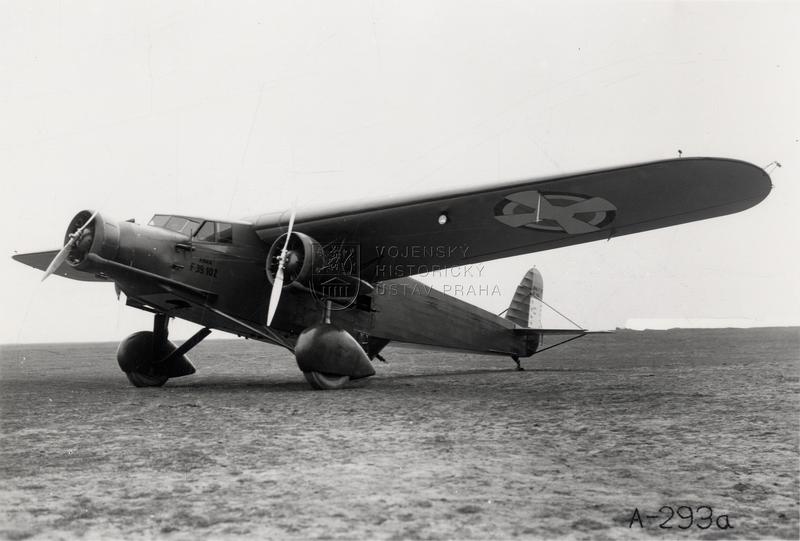 Bombardér Avia F-39 v jugoslávských službách. Foto sbírka VHÚ.