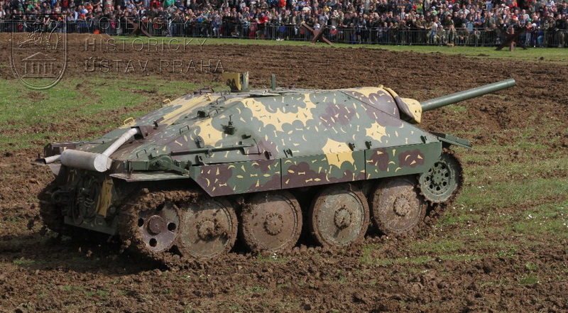 Německý stíhač tanků Jagdpanzer 38 (t) Hetzer