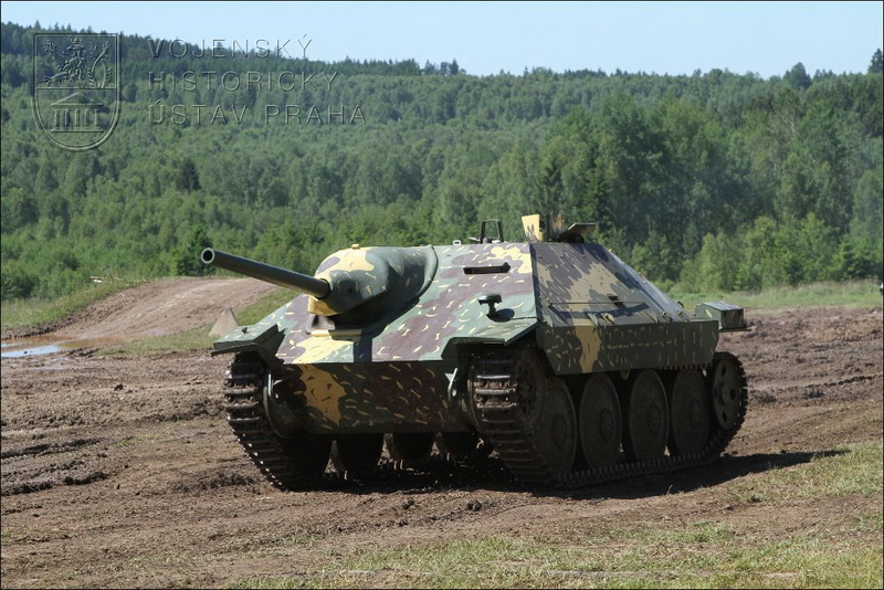 Německý stíhač tanků Jagdpanzer 38 (t) Hetzer