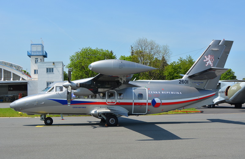 L-410 v barvách jako má již známý vojenský airbus