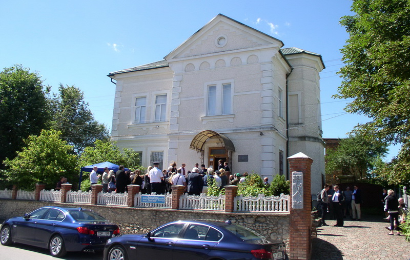 Muzeum zborovské bitvy ve městě Zborov, které připomíná vítězství ukrajinských kozáků Bohdana Chmelnického nad Poláky v roce 1649, obsahuje také expozici československé bitvy u Zborova z 2. července 1917. Dne 2. července 2017 v něm byla zahájena ukrajinskojazyčná verze výstavy Československé obce legionářské Bitva u Zborova. Foto Tomáš Jakl