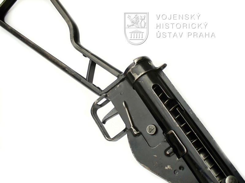 Anglický samopal Sten Mk. III