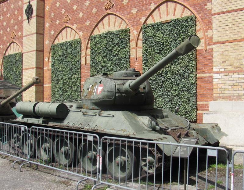 Sovětský tank T-34/85 v rakouských barvách. Foto Ivo Pejčoch