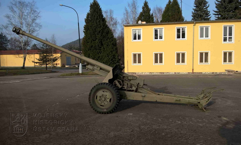 85mm protitankový kanon vzor 52